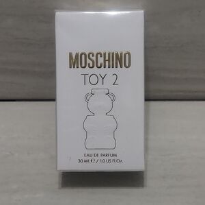 Moschino Toy 2 Kids Fragrance in White and Gold